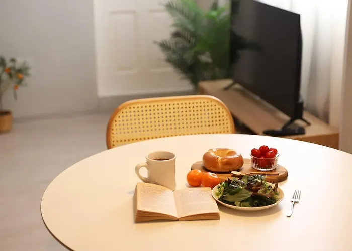 Apartment - Just Few Steps From Arex Hongdae Stn Exit 6 Seoul